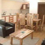 Διαμέρισμα House