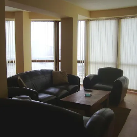 House * 발치크